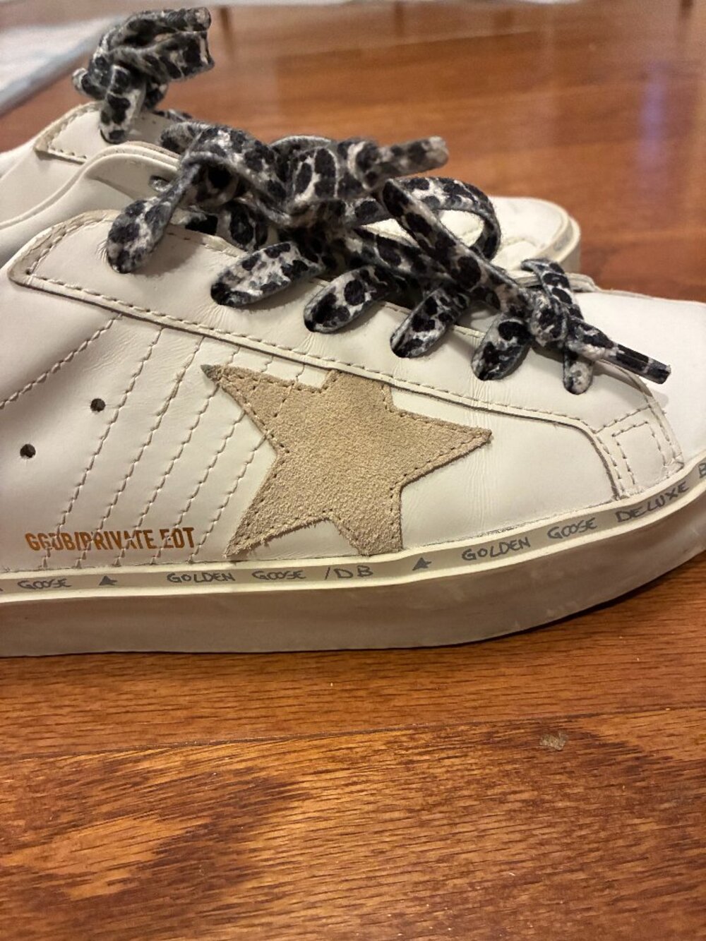Golden Goose Women's HI STAR - Picture 1 of 5